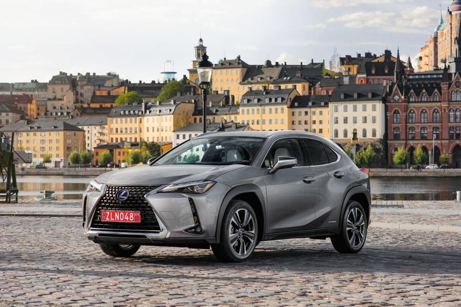  Lexus UX250h 2018 года  (WW) (фото 1 из 40)